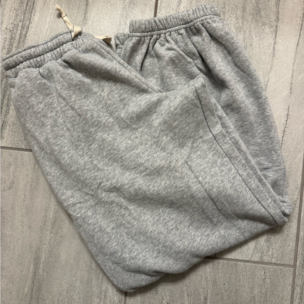 Urban Outfitters Out From Under Brenda Jogger Sweatpant - Picture 4 of 5
